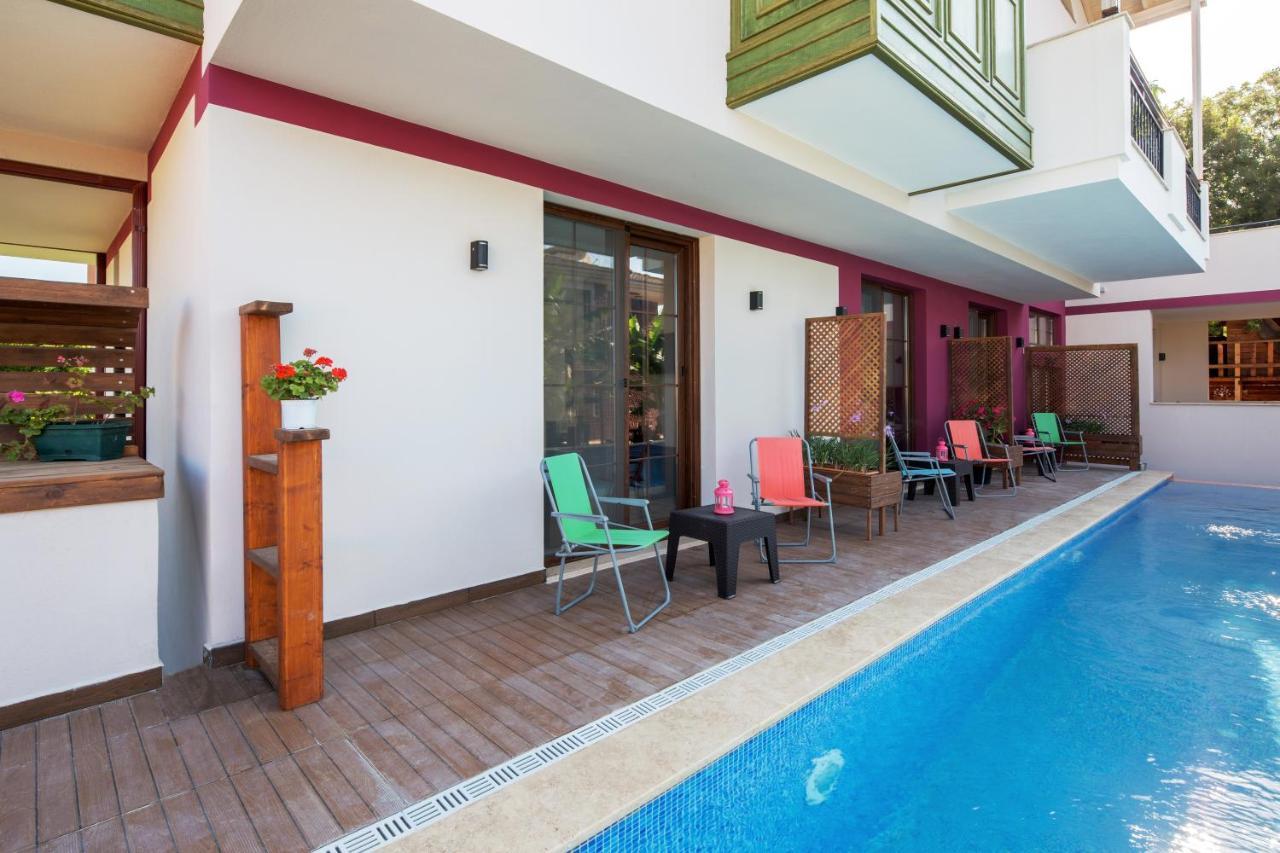 Cesmekes Otel Buitenkant foto